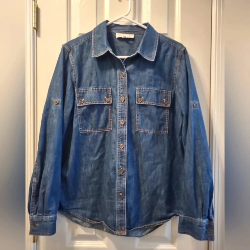 Jones New York Sport denim long sleeve top